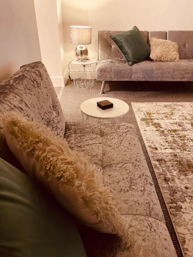 Luxury Suite 3 Bed Apartment Sleeps 6-8 Blackpool Exterior photo